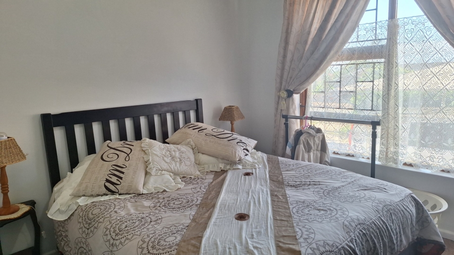 4 Bedroom Property for Sale in Heiderand Western Cape